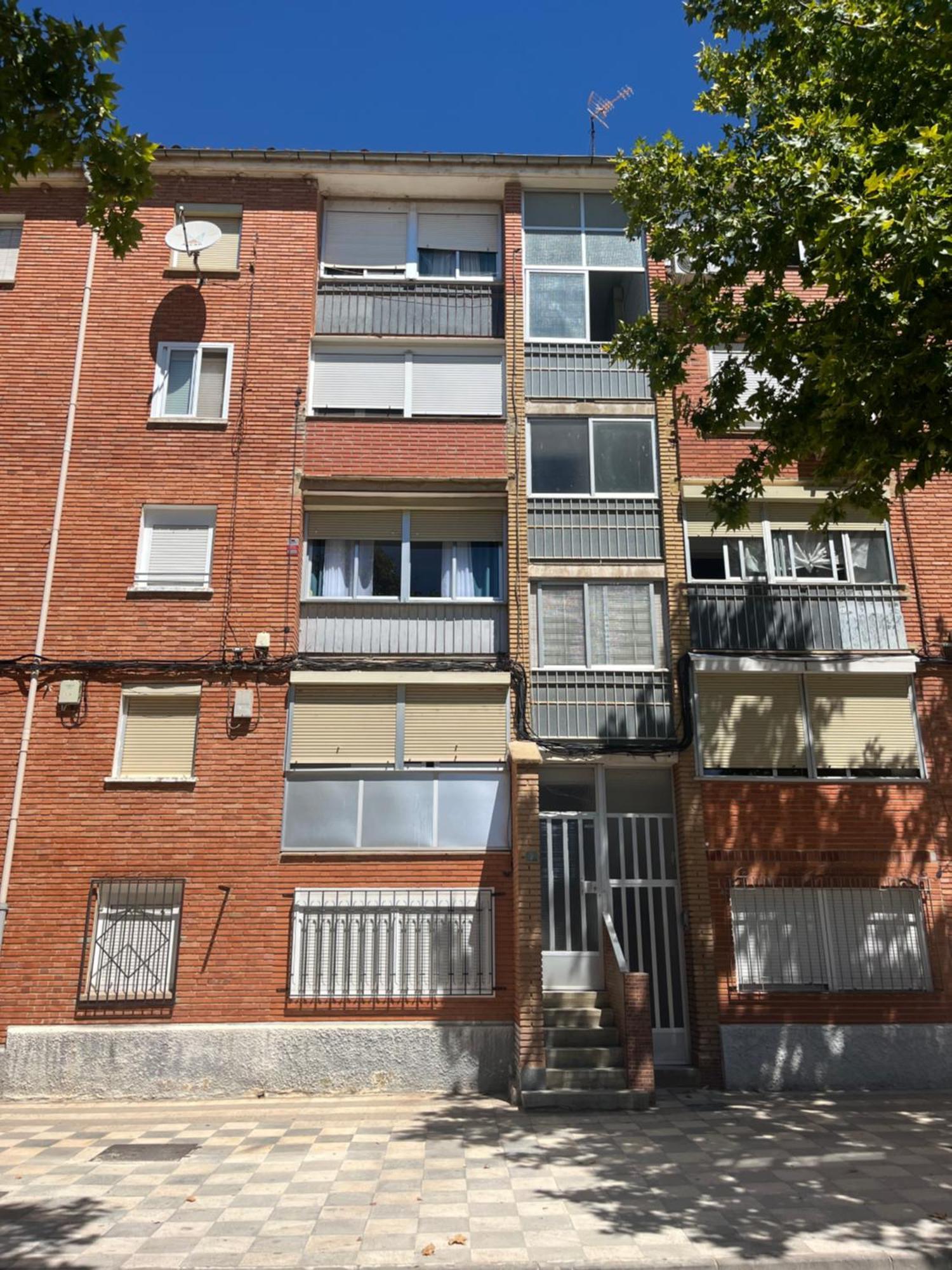 Apartamento Alarcon En Zona Av Espana - Hospital Albacete Luaran gambar