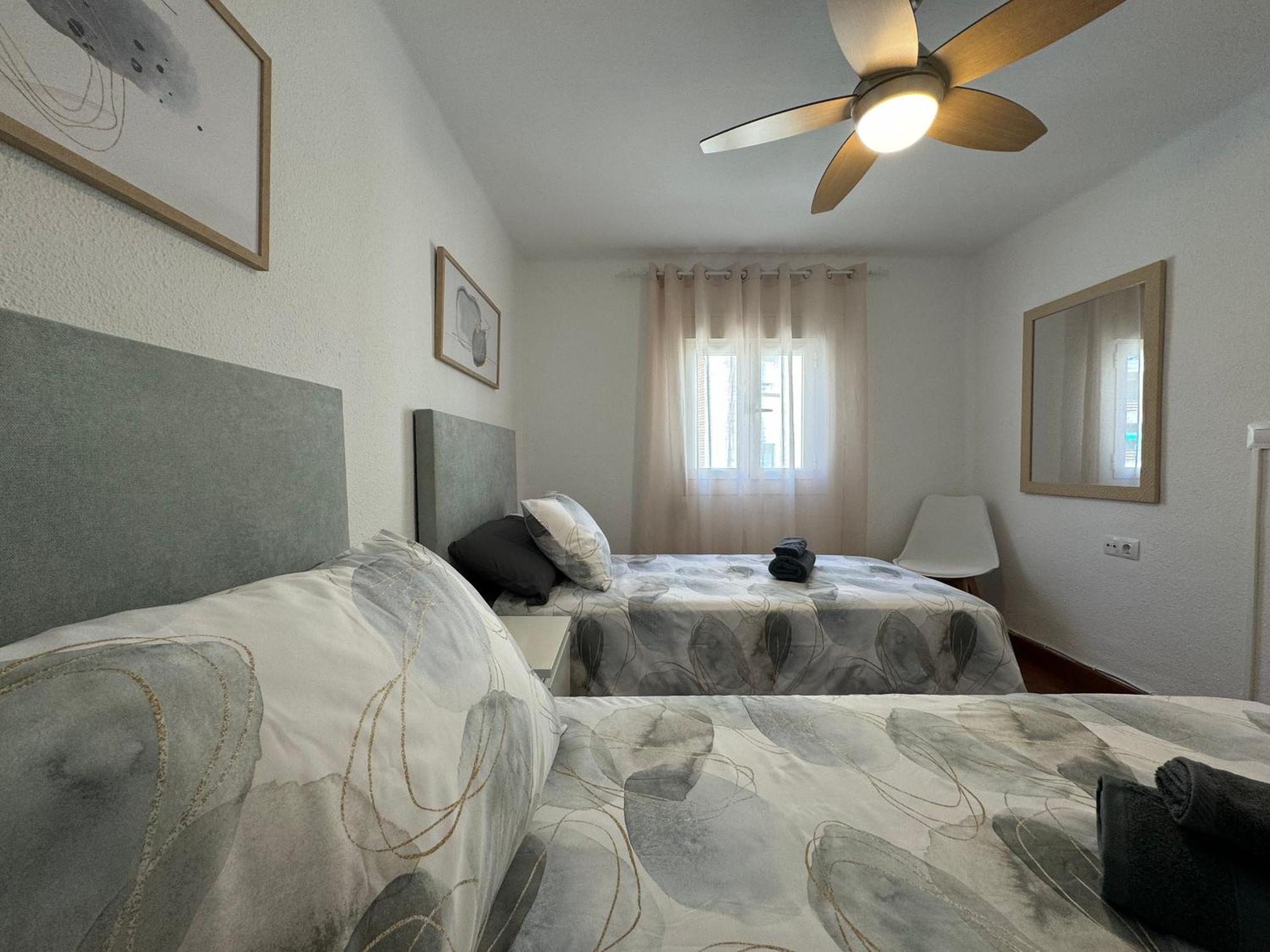 Apartamento Alarcon En Zona Av Espana - Hospital Albacete Luaran gambar