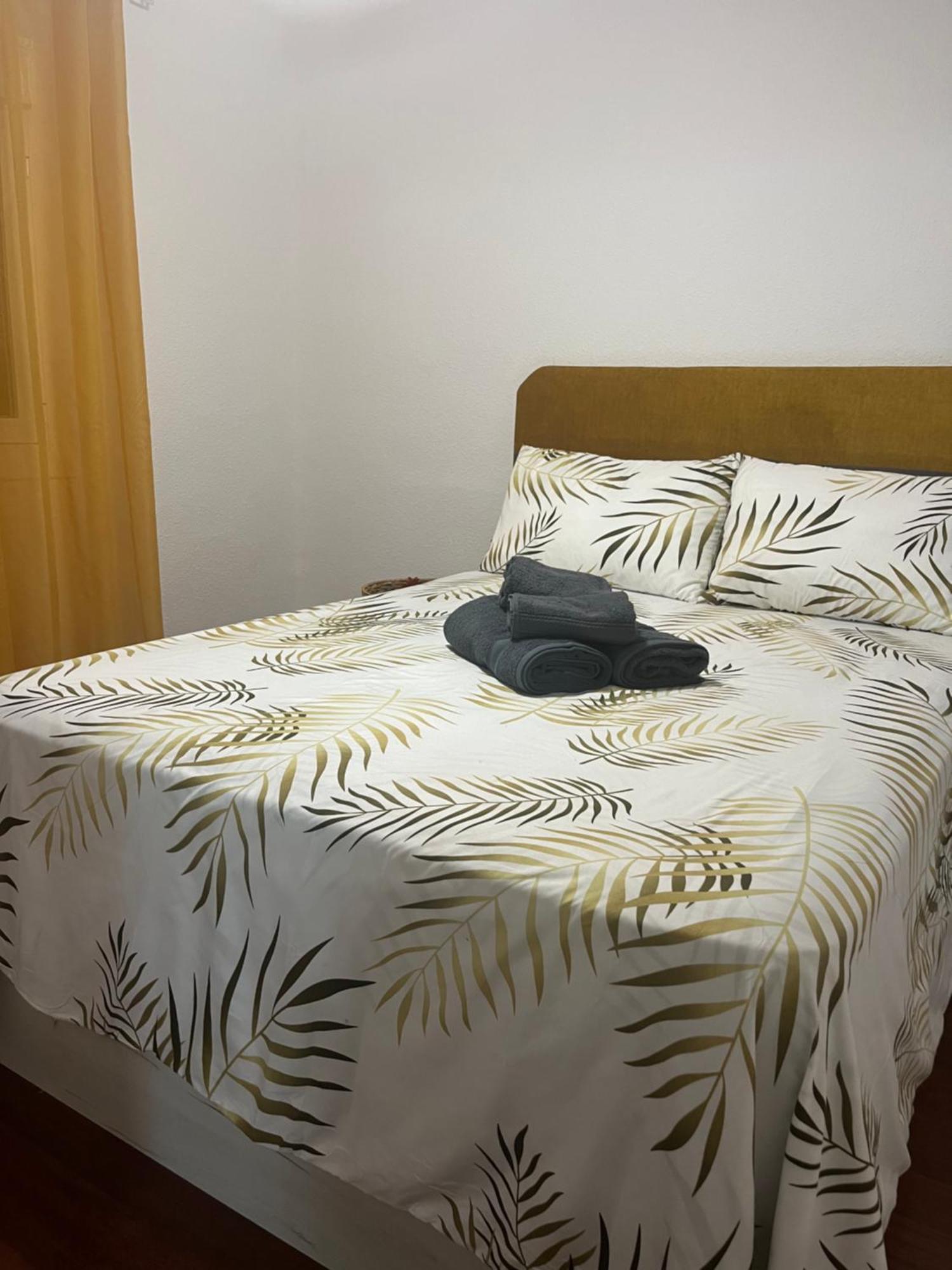Apartamento Alarcon En Zona Av Espana - Hospital Albacete Luaran gambar
